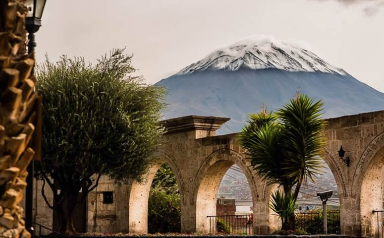 MIRADOR DE YANAHUARA